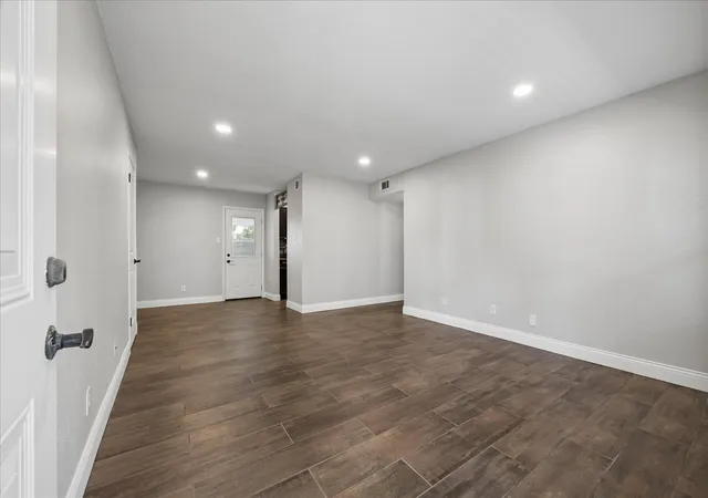 Photo 2 of Condo for sale at 3535 Nasa Rd 1 #59, Seabrook, TX 77586 | MLS# 86831069 | Listing updated on 2026-08-07