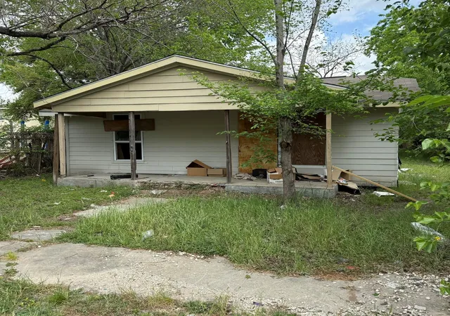2nd image of 3713 Farmer St, Houston, TX 77020 | MLS# 17812238