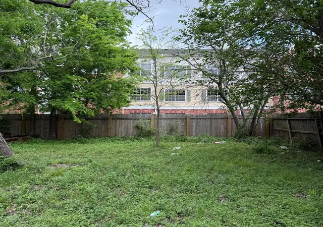 4th image of 3713 Farmer St, Houston, TX 77020 | MLS# 17812238