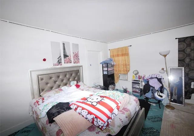 4th image of 1609 Hussion St, Houston, TX 77003 | MLS# 51440875