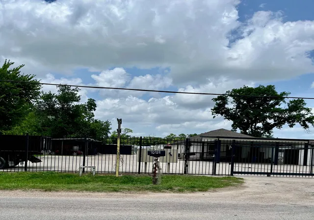 Photo 3 of Multi family home for sale at 12125 Aldine Westfield Rd #17, Houston, TX 77093 | MLS# 63369165 | Listing updated on 2026-07-21