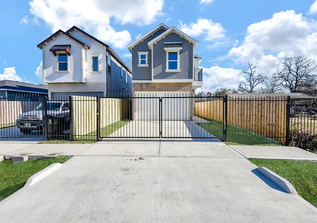 Homes for sale in Houston, TX | 8700 Lanewood Dr, Houston, TX 77016 | MLS# 67496183