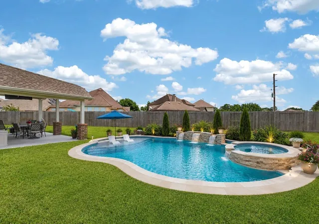 22nd image of 31806 Oak Thicket Ct, Conroe, TX 77385 | MLS# 18078425