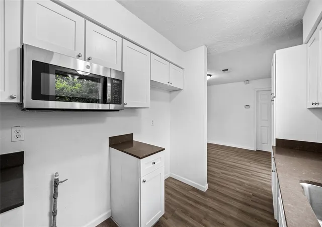 4th image of 3110 Brisbane St, Houston, TX 77051 | MLS# 6693508