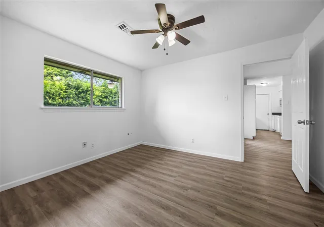 5th image of 3110 Brisbane St, Houston, TX 77051 | MLS# 6693508