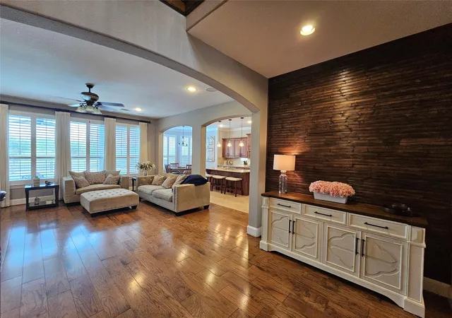 Photo 3 of Sale Pending at 2822 Pergola, League City, TX 77573 | MLS# 32281469 | Listing updated on 2026-09-05