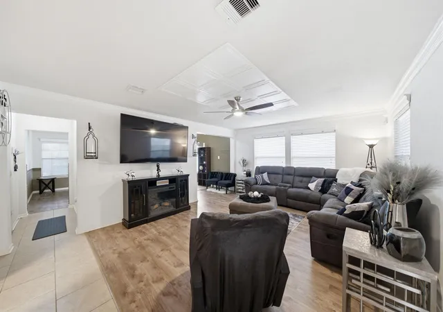 Photo 3 of Single family home for sale at 6619 Romsley Ln, Houston, TX 77049 | MLS# 53641323 | Listing updated on 2026-09-02