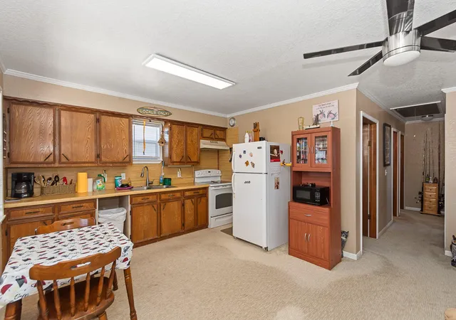 Photo 3 of Single family home for sale at 1546 Upton Ln, Brazoria, TX 77422 | MLS# 5435267 | Listing updated on 2026-08-06