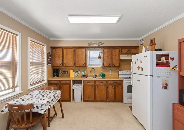 Photo 4 of Single family home for sale at 1546 Upton Ln, Brazoria, TX 77422 | MLS# 5435267 | Listing updated on 2026-08-06
