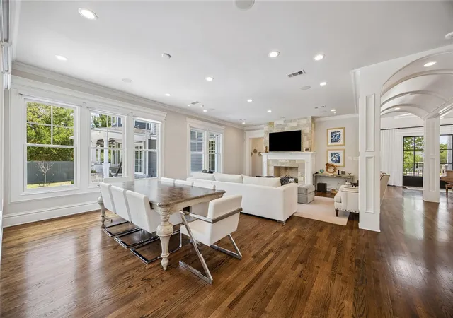 Photo 3 of Sale Pending at 7818 Bellewood Dr, Houston, TX 77055 | MLS# 68754474 | Listing updated on 2026-08-16