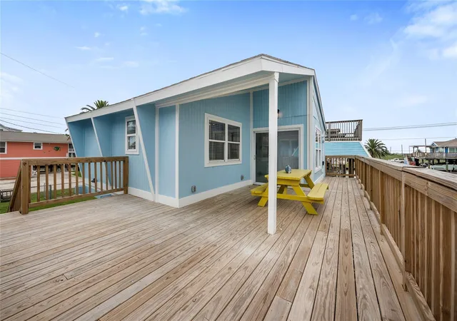 Homes for sale in Jamaica Beach, TX | 16710 Montego Wy, Jamaica Beach, TX 77554 | MLS# 76088680