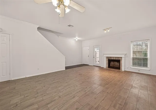 4th image of 8097 El Mundo St #8097, Houston, TX 77054 | MLS# 18813607