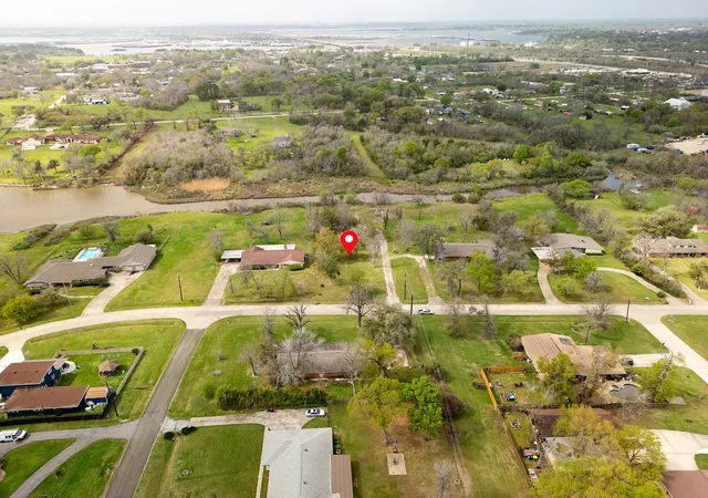 Photo 2 of Land for sale at 0 N Burnett Dr, Baytown, TX 77520 | MLS# 29332456 | Listing updated on 2026-08-18