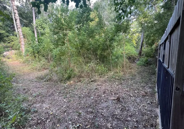 Photo 2 of Land for sale at 1112 Columbia River Rd, Conroe, TX 77316 | MLS# 62453880 | Listing updated on 2026-09-08
