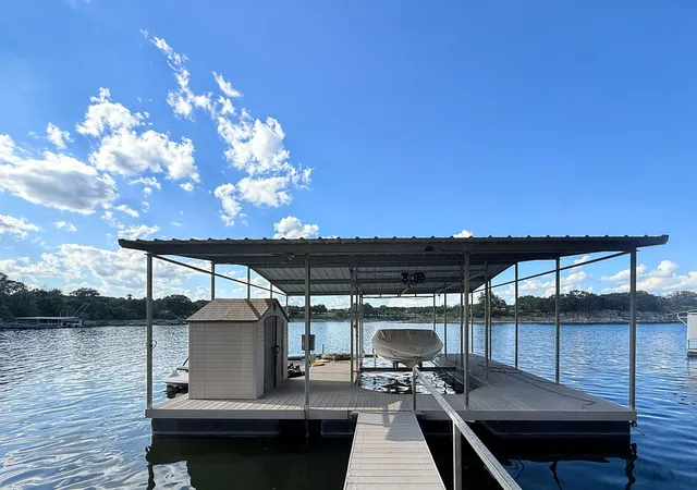Homes for sale in Marble Falls, TX | 4846 Travis Oaks Dr, Marble Falls, TX 78654 | MLS# 2541295