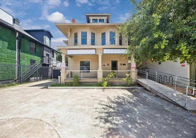 4th image of 239 Westheimer Rd, Houston, TX 77006 | MLS# 15671231