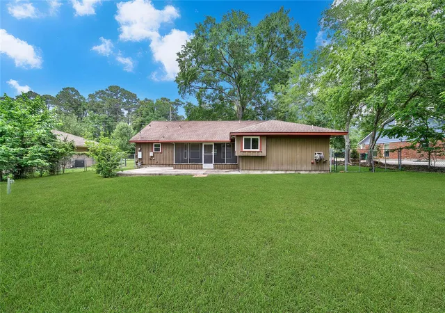 5th image of 1626 Hamblen Rd, Kingwood, TX 77339 | MLS# 56921358