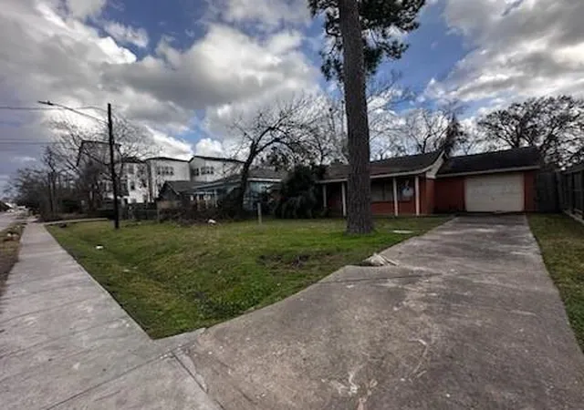 6th image of 1240 W 26th St, Houston, TX 77008 | MLS# 13943632