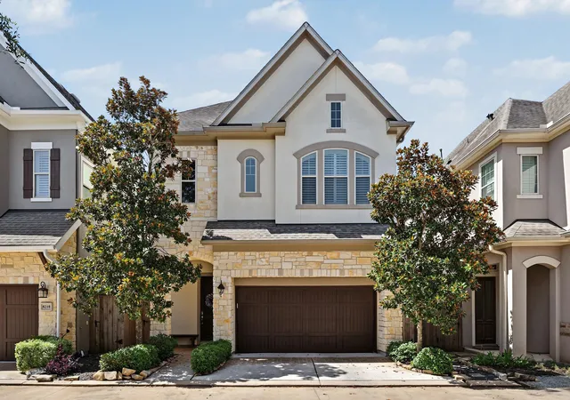 Photo 1 of Single family home for sale at 8222 Merlot Ln, Houston, TX 77055 | MLS# 43289151 | Listing updated on 2026-08-18