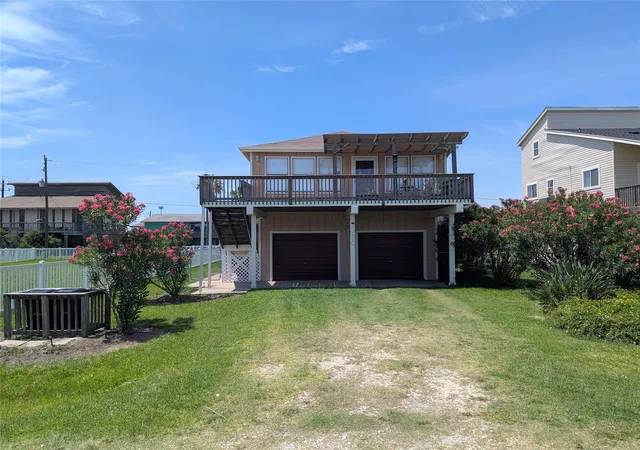 Photo 2 of Single family home for sale at 16716 Fletcher Christian Rd, Jamaica Beach, TX 77554 | MLS# 61736640 | Listing updated on 2026-09-17