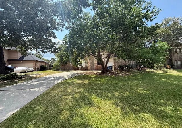 Photo 2 of Single family home for sale at 7714 Par Five Dr, Humble, TX 77346 | MLS# 29272214 | Listing updated on 2026-08-18