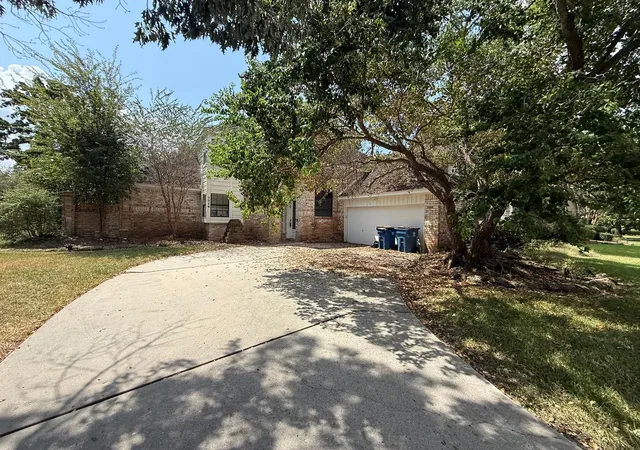 Photo 3 of Single family home for sale at 7714 Par Five Dr, Humble, TX 77346 | MLS# 29272214 | Listing updated on 2026-08-18