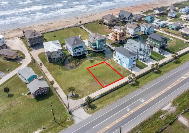 Photo 4 of Land for sale at 16 Blue Heron Cir, Galveston, TX 77554 | MLS# 54908835 | Listing updated on 2026-07-28