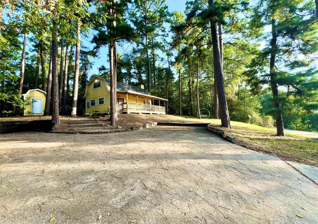 Photo 3 of Single family home for sale at 1 Hilltop Cir, Coldspring, TX 77331 | MLS# 90951034 | Listing updated on 2026-08-31