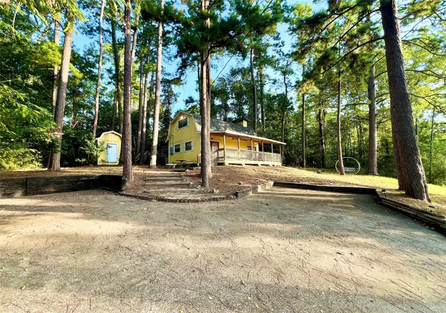 Photo 4 of Single family home for sale at 1 Hilltop Cir, Coldspring, TX 77331 | MLS# 90951034 | Listing updated on 2026-08-31