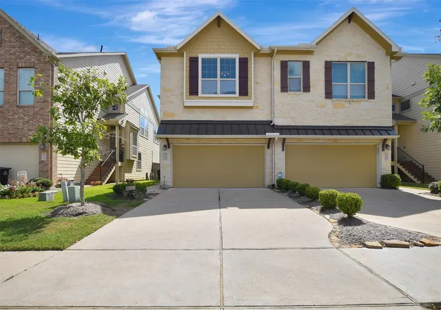 Photo 2 of Single family home for sale at 12210 La Strada St, Richmond, TX 77406 | MLS# 80725935 | Listing updated on 2026-09-17