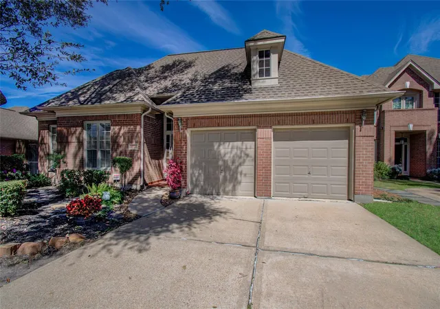 Photo 2 of Single family home for sale at 13730 Senca Park Dr, Houston, TX 77077 | MLS# 94764530 | Listing updated on 2026-08-31