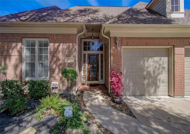 Photo 3 of Single family home for sale at 13730 Senca Park Dr, Houston, TX 77077 | MLS# 94764530 | Listing updated on 2026-08-31