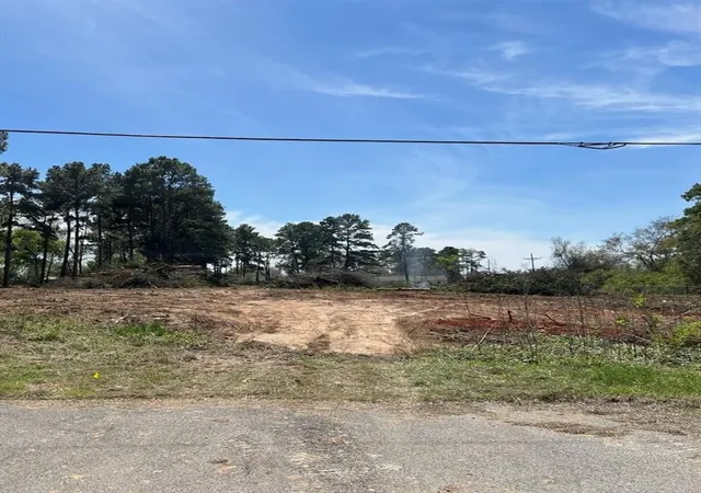 1st image of 13325 Fm 830 Rd, Willis, TX 77318 | MLS# 50476215