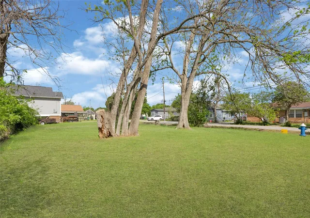 Photo 3 of Land for sale at 4510 Salina St, Houston, TX 77026 | MLS# 77032221 | Listing updated on 2026-04-10