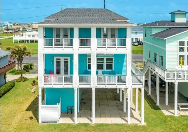 Photo 3 of Single family home for sale at 23327 Termini San Luis Pass Rd, Galveston, TX 77554 | MLS# 4415610 | Listing updated on 2026-05-11