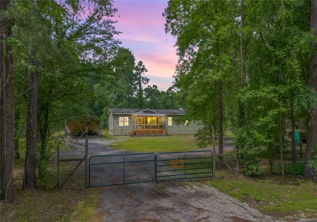 1st image of 320 Wild Oak Dr, Huffman, TX 77336 | MLS# 78518042