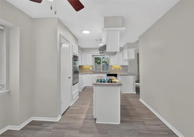 Photo 3 of Sale Pending at 2747 Colony Dr, Sugar Land, TX 77479 | MLS# 12142722 | Listing updated on 2026-09-25