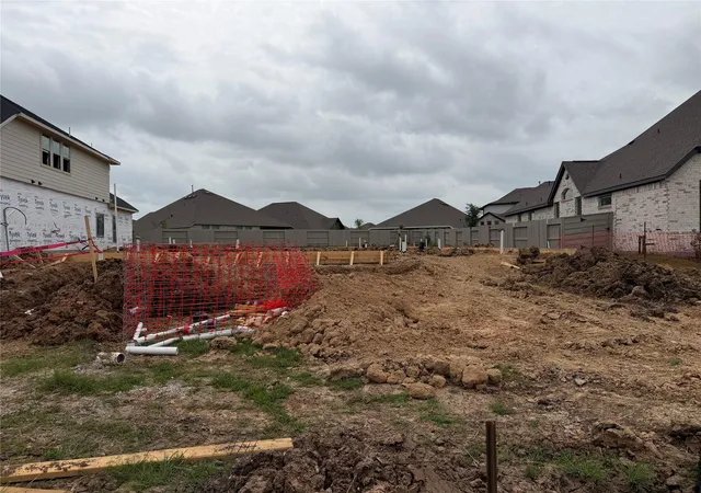 5th image of 2338 Gleaming Pear Dr, Manvel, TX 77578 | MLS# 44967797