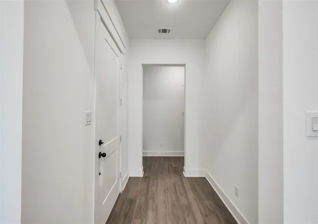 3rd image of 4605 Terry St, Houston, TX 77009 | MLS# 37131015