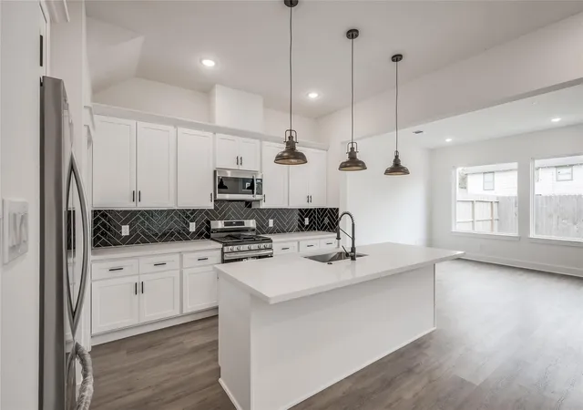 4th image of 4605 Terry St, Houston, TX 77009 | MLS# 37131015