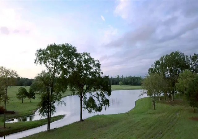 2nd image of 15988 Wood Grove Way, Willis, TX 77378 | MLS# 93518870
