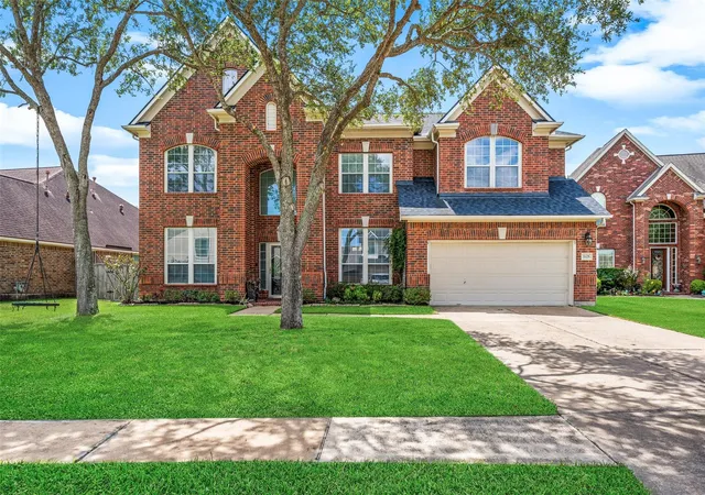 Photo 1 of Sale Pending at 1125 Shady Knoll, League City, TX 77573 | MLS# 8438688 | Listing updated on 2026-09-12