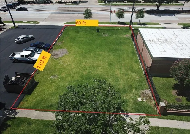 Photo 1 of Land for sale at 5309 Mcculloch Cir, Houston, TX 77056 | MLS# 39109669 | Listing updated on 2026-03-18
