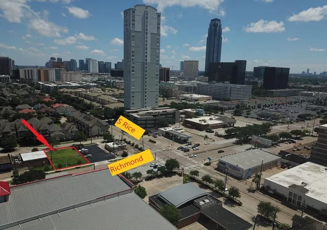 Photo 3 of Land for sale at 5309 Mcculloch Cir, Houston, TX 77056 | MLS# 39109669 | Listing updated on 2026-03-18