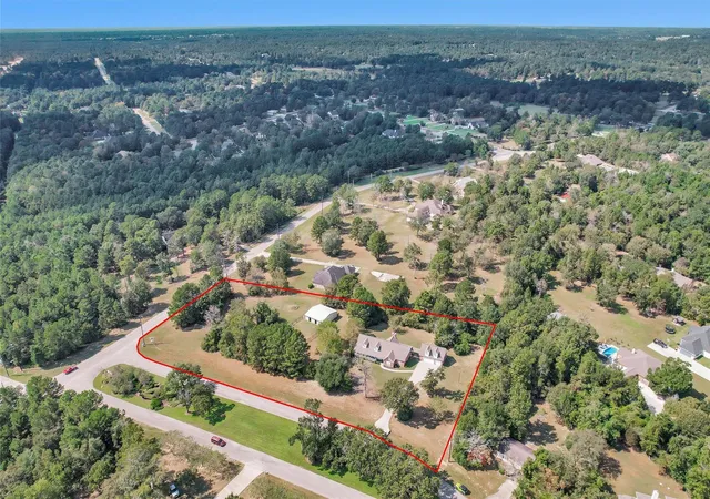 Photo 1 of Sale Pending at 7646 Millies Run Rd, Montgomery, TX 77316 | MLS# 2140056 | Listing updated on 2026-08-20