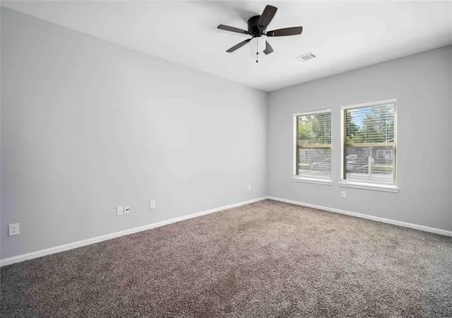 5th image of 5105 Southwind St, Houston, TX 77033