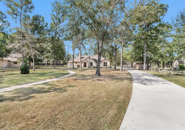 2nd image of 11498 Oak Springs Dr, Willis, TX 77378 | MLS# 6532912