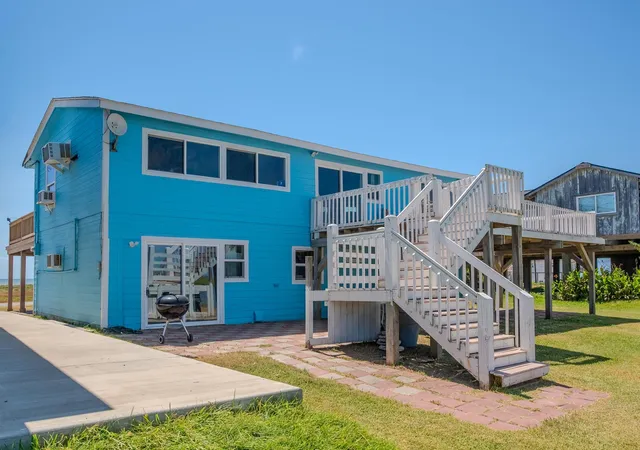 Photo 2 of Single family home for sale at 2037 County Road 230, Sargent, TX 77414 | MLS# 38006038 | Listing updated on 2026-09-18