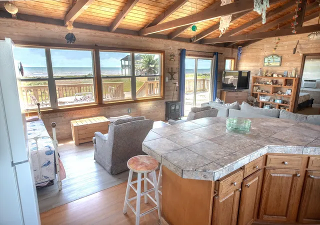 Photo 3 of Single family home for sale at 2037 County Road 230, Sargent, TX 77414 | MLS# 38006038 | Listing updated on 2026-09-18