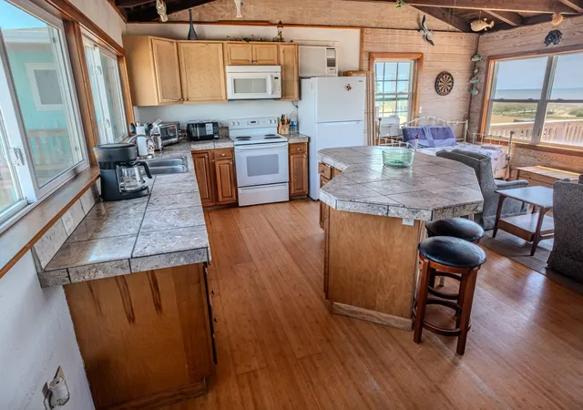 Photo 4 of Single family home for sale at 2037 County Road 230, Sargent, TX 77414 | MLS# 38006038 | Listing updated on 2026-09-18